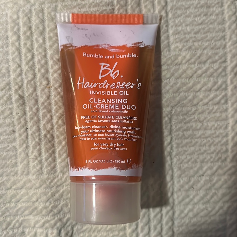 Bumble and Bumble BB Hairdresser’s Invisible Oil Cleansing Oil-creme duo.